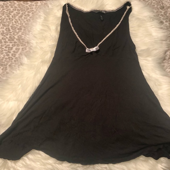 H&M Top - Picture 2 of 3